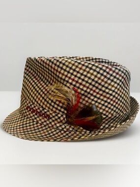 Stetson Vintage Brown Beige Black Red Fedora Hat Feather Accent
Rare Classic M